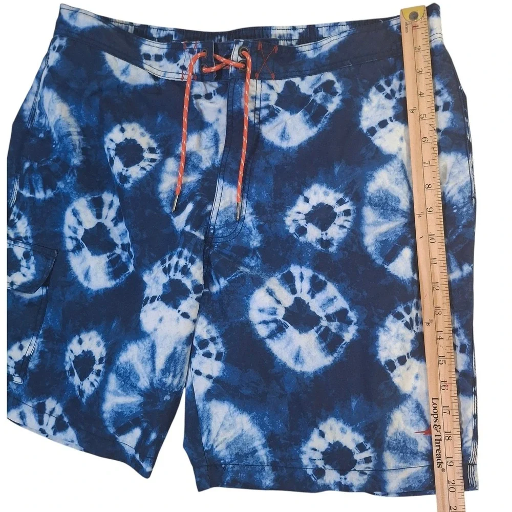 Tommy Bahama Relax Mens XL Blue Tie Dye Board Shorts Swim Trunks Mesh Lining
